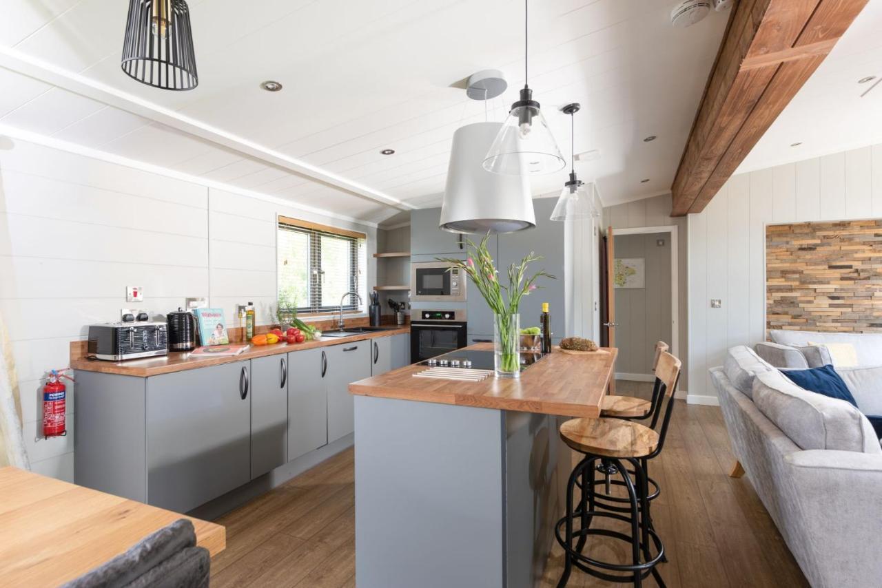 Primrose Lodge, 25 Roadford Lake Lodges Lifton Buitenkant foto
