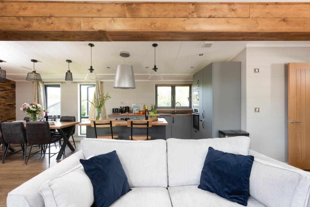 Primrose Lodge, 25 Roadford Lake Lodges Lifton Buitenkant foto